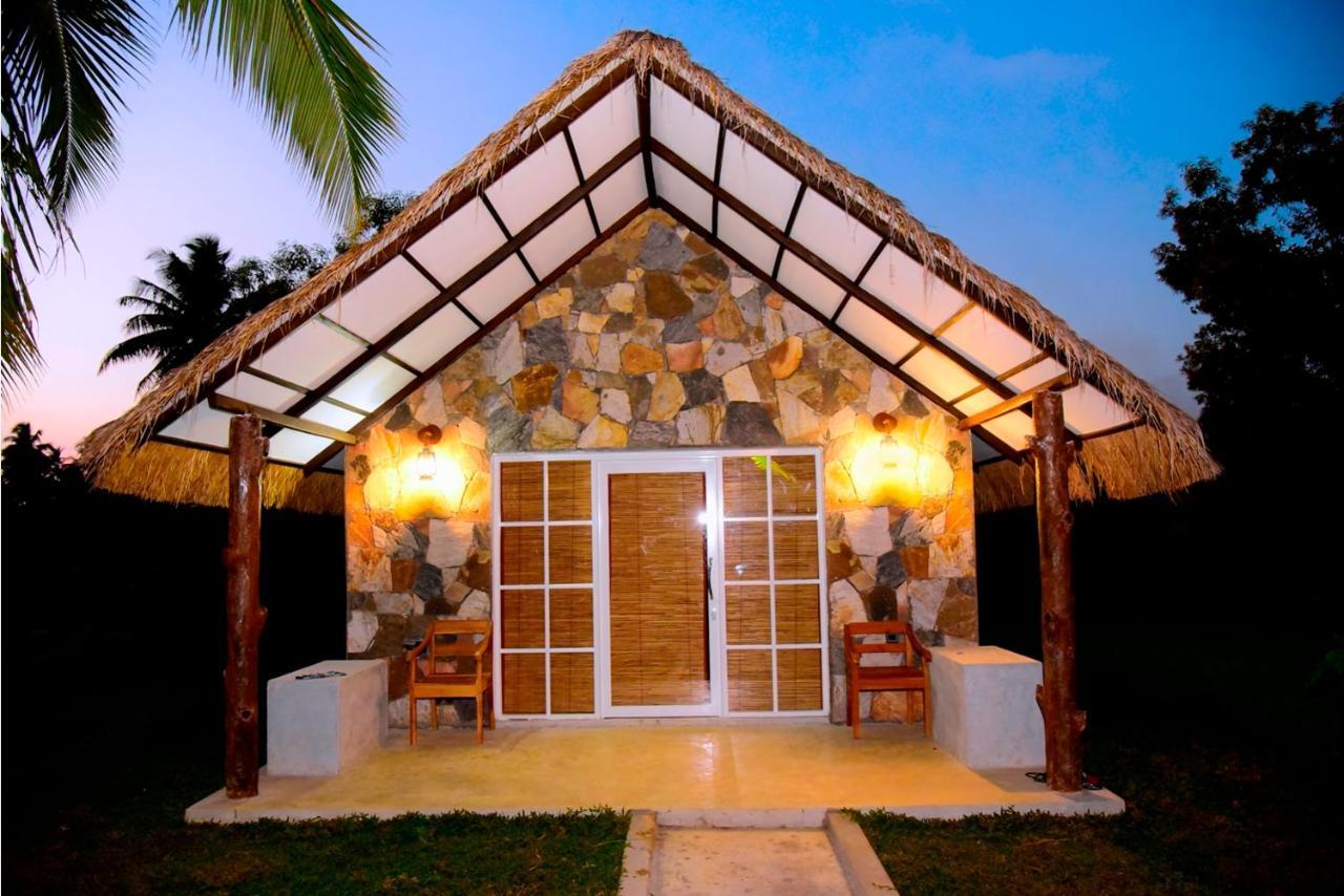 Coco Village Hotel Chilaw Bangadeniya Exterior foto