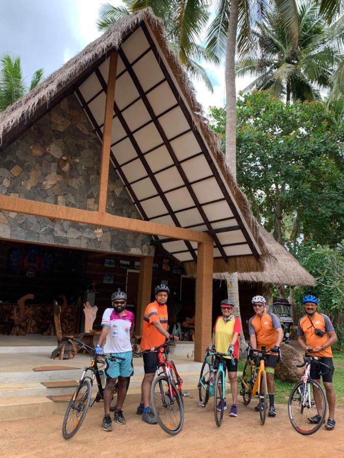 Coco Village Hotel Chilaw Bangadeniya Exterior foto